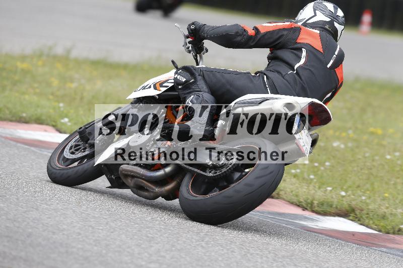 /Archiv-2025/22 06.06.2025 DISCOVER the BIKE ADR/Race 3 rot/backside